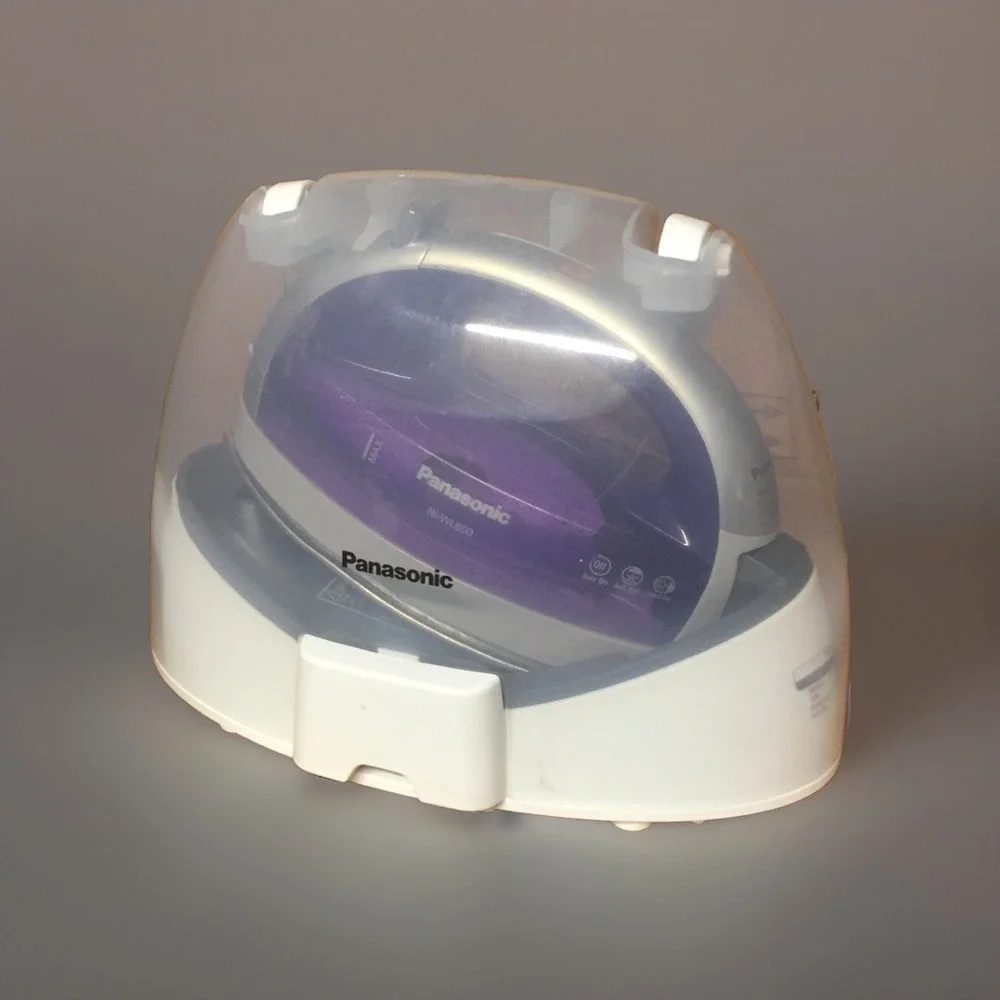 Panasonic NI-WL600 Portable Cordless Steam Iron 360 Freestyle w/ Cover Tested